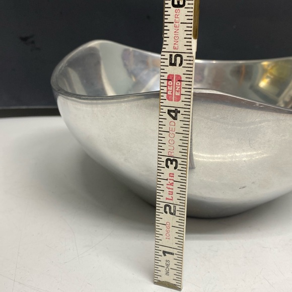 Nambé 527 Handmade Serving Bowl Tri Corner Dish Made of Aluminum Alloy Metal - Picture 8 of 11